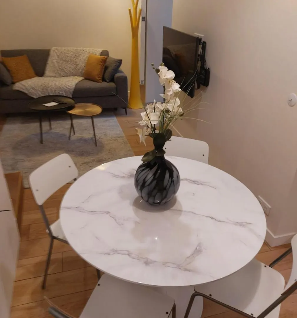 Apartments Paris Centre - At Home Hotel