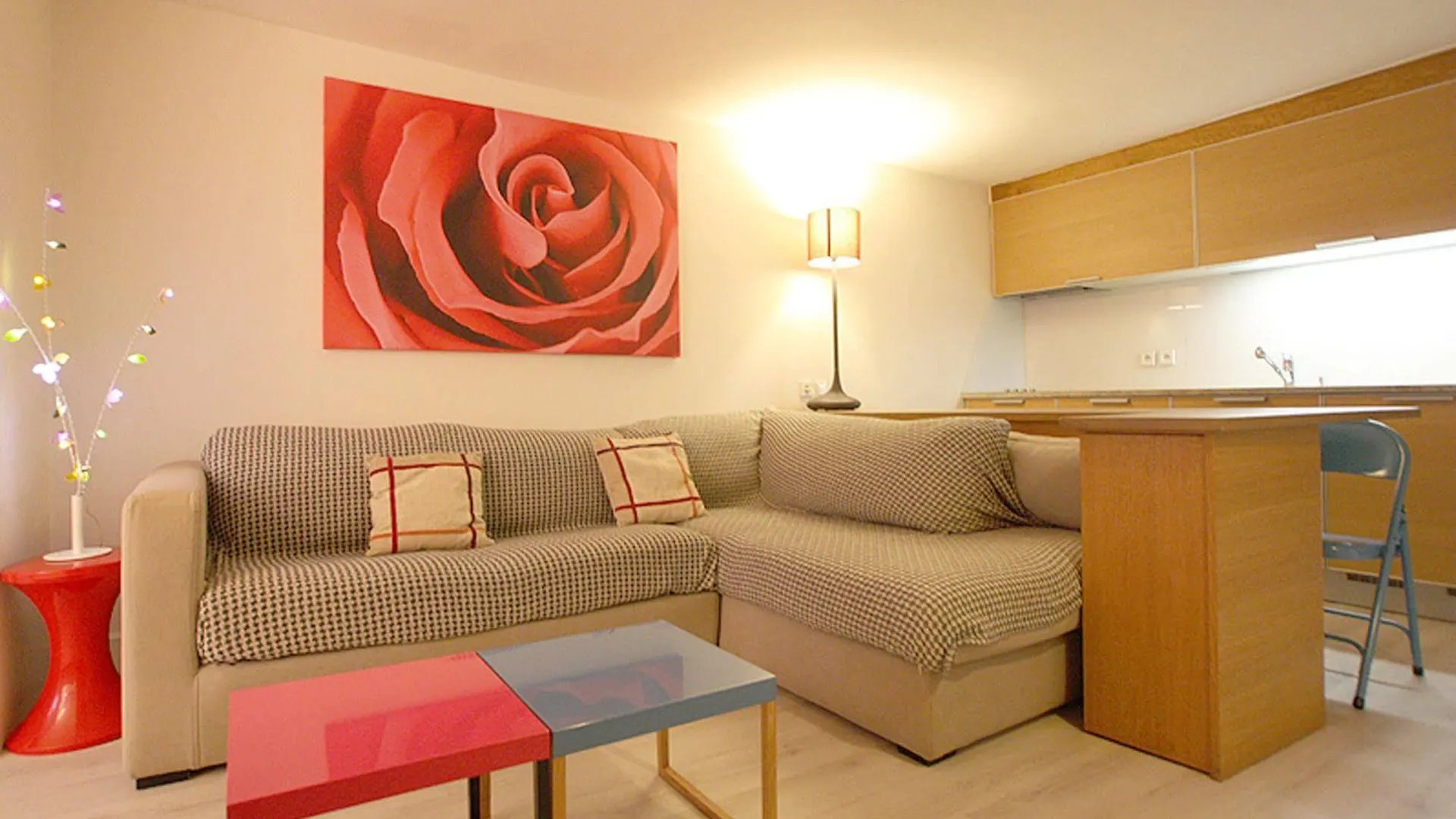 Apartments Paris Centre - At Home Hotel