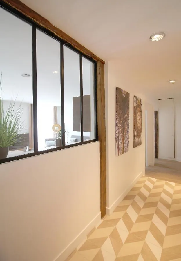 Apartments Paris Centre - At Home Hotel Francia
