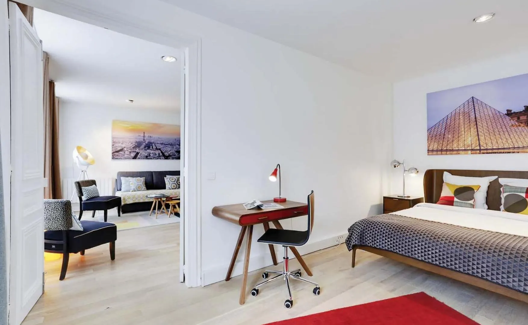 Apartments Paris Centre - At Home Hotel