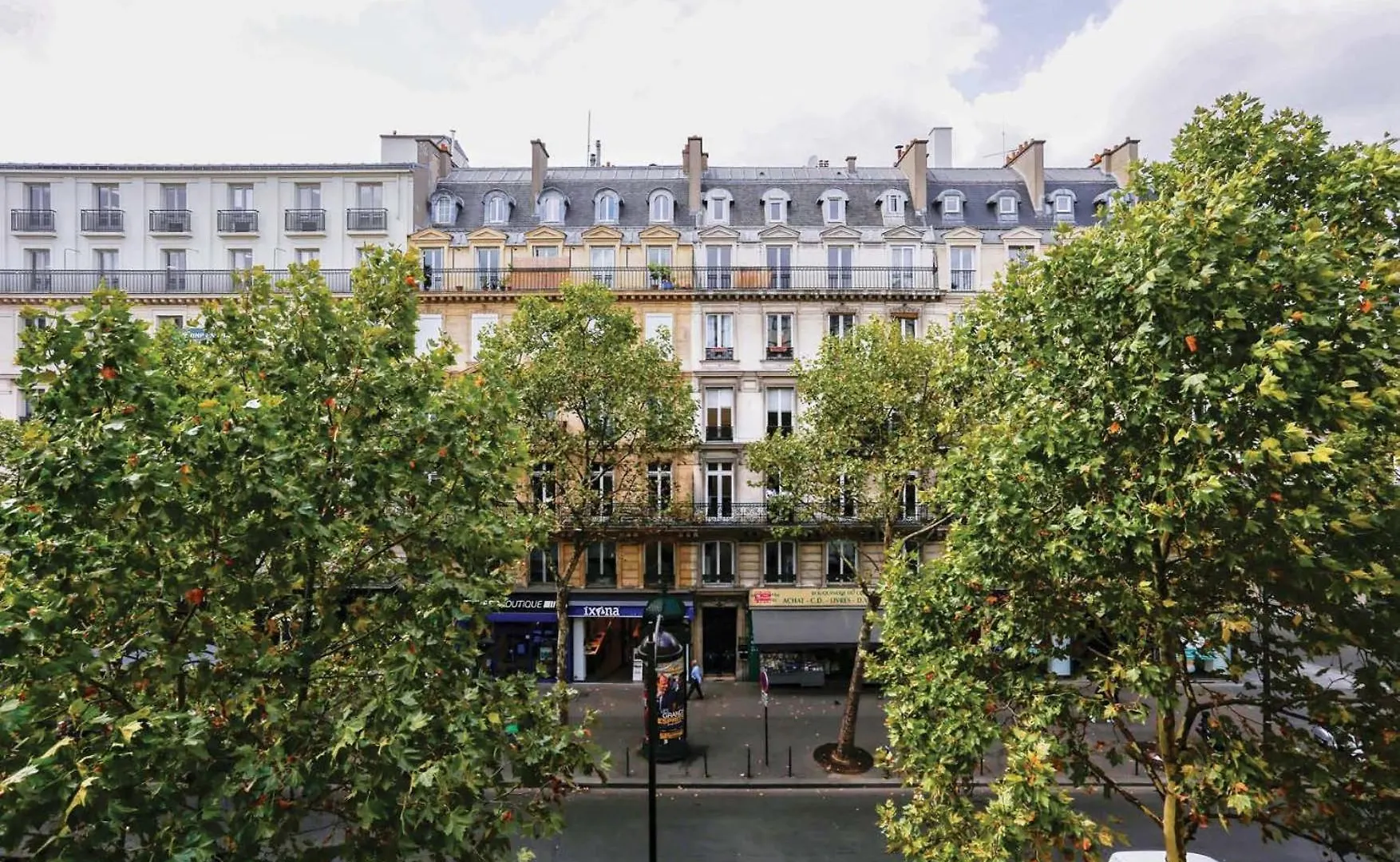 Apartments Paris Centre - At Home Hotel France